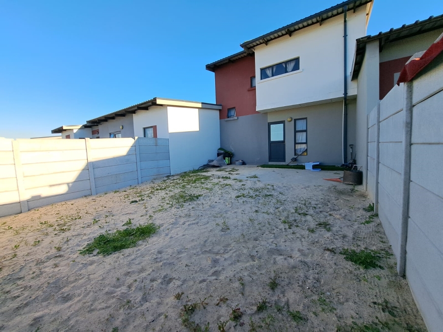 2 Bedroom Property for Sale in The Connifers Western Cape